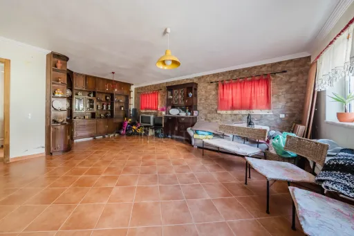 4 bedroom house with outdoor space, Sobrena, Cadaval