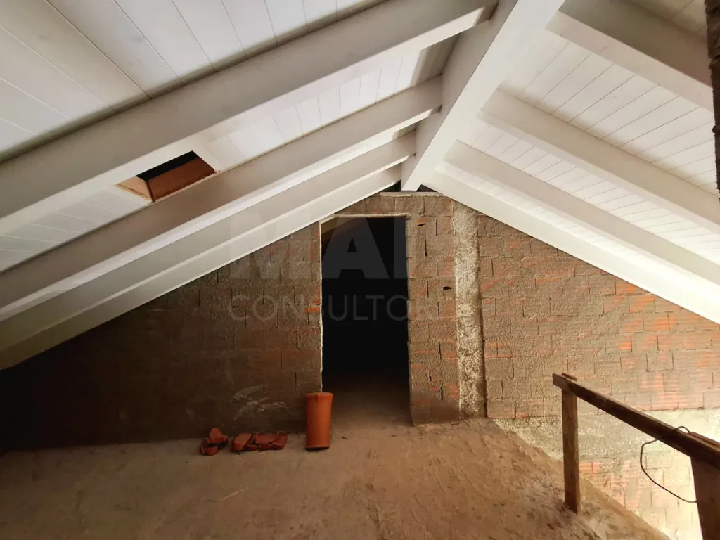 Quinta T4 com 9 mil m2 em Santiago do Cacém, Cercal do Alentejo
