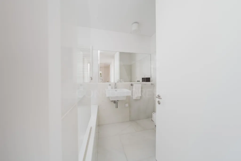 Moradia T4 com piscina inserida num Resort em lote com 1191m2