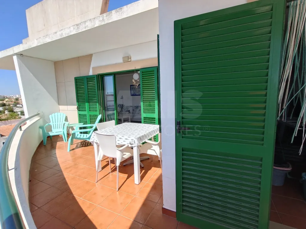 🌟 Oportunidade: 8 minutos a pé da praia - Apartamento T1 na Oura, Albufeira! 🌟