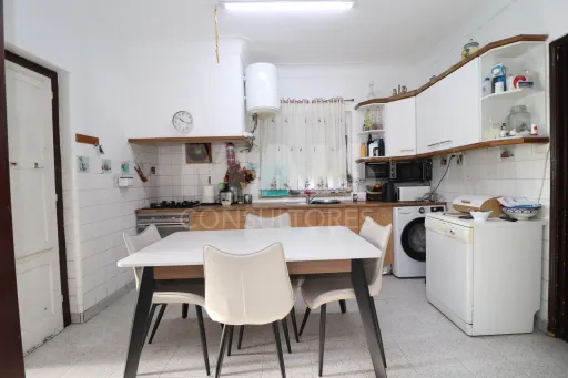3 bedroom detached house with attic in Salvaterra de Magos