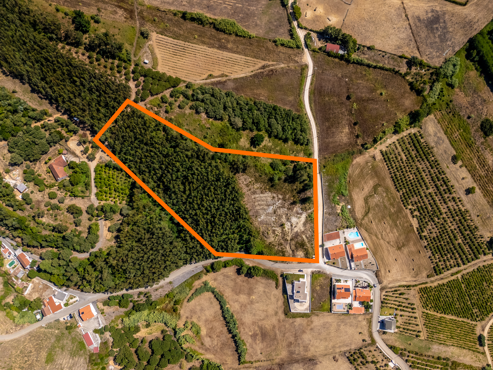Terreno para construção de duas moradias, Rabissaca, Alenquer