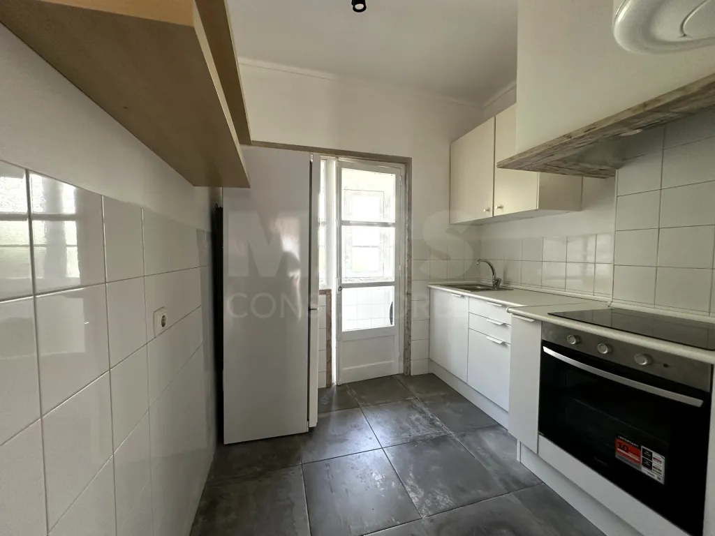 Apartamento T2 no Lumiar | Ameixoeira a 800m da estação do metro da Ameixoeira