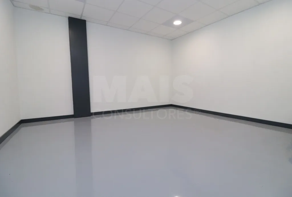 Pavilhão Industrial novo no Carregado com 624 m2 de Terreno e 312 m2 de Construção