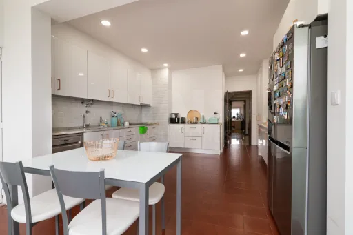 Apartamento T4 nas Torres do Restelo