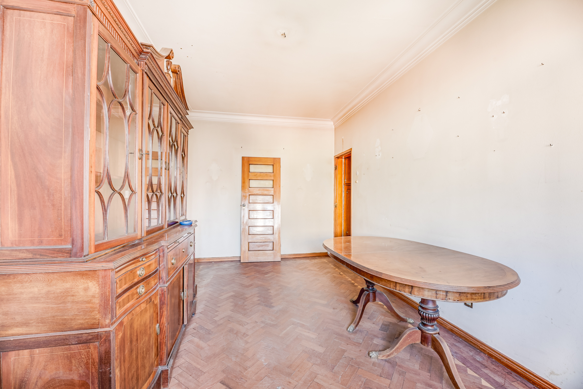 Apartamento para Remodelar no Bairro de Santos