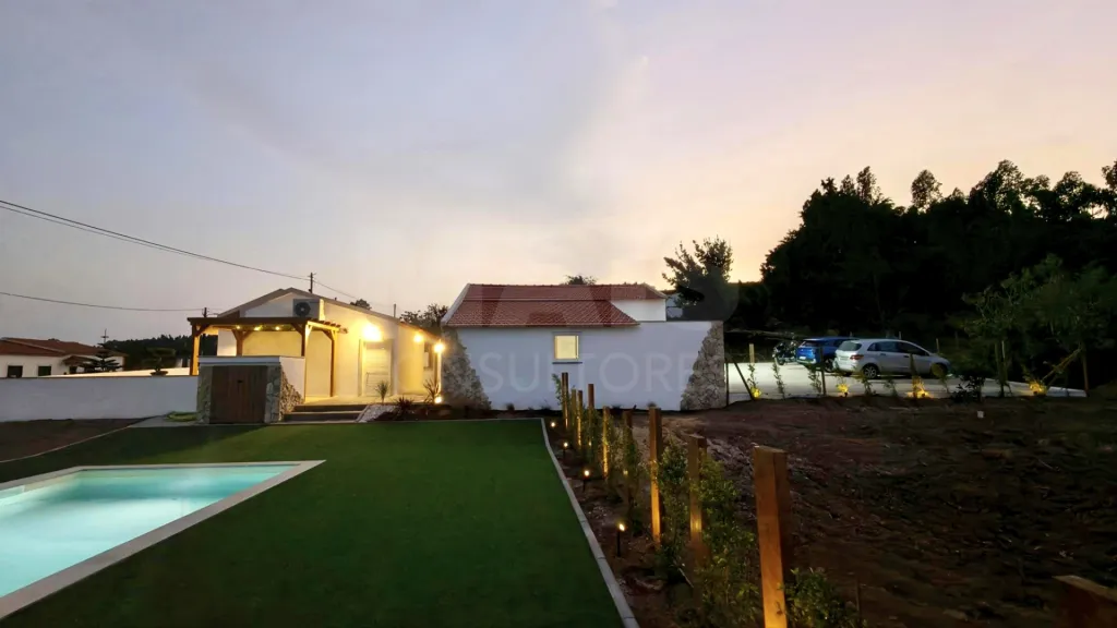 Single-Story 2-Bedroom + 1 House with Pool, Outbuilding, and 3,476 m² Lot | Comfort, Privacy, and Quality of Life