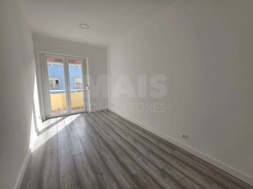 T2+1 remodelado no centro de Queluz |  Equipa Top+