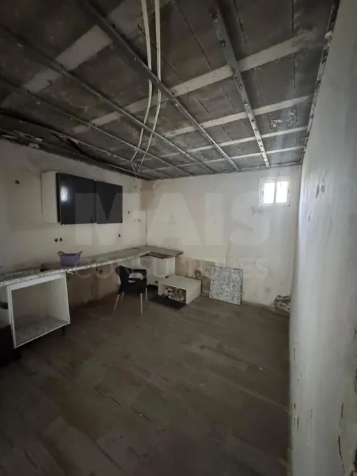 Oportunidade em Calhandriz: Moradia T2 Semi-Remodelada com Opção Chave na Mão