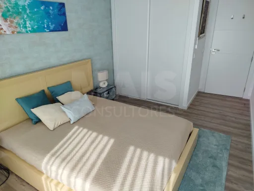 3-Bedroom Top-Floor Apartment with Panoramic Balcony, Garage, and Storage Room | Downtown Lourinhã, 10 Minutes from the Beach