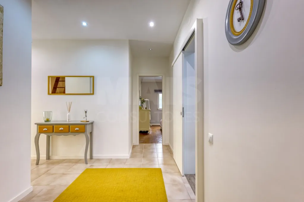 Moradia T3 Remodelada, Pronta a Habitar, com Ginásio, Anexo e Jardim