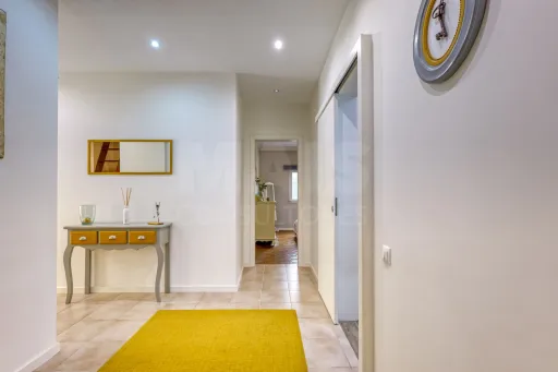 Moradia T3 Remodelada, Pronta a Habitar, com Ginásio, Anexo e Jardim