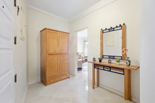 2 bedroom apartment in the center of Peniche