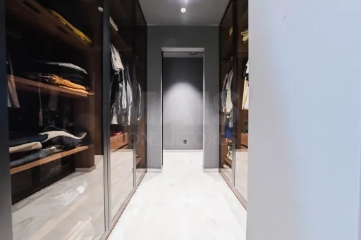 Prestigioso apartamento T2 com Piscina Privada e Jacuzzi