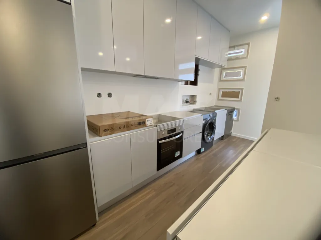 Apartamento T1+ 1 na Rinchoa