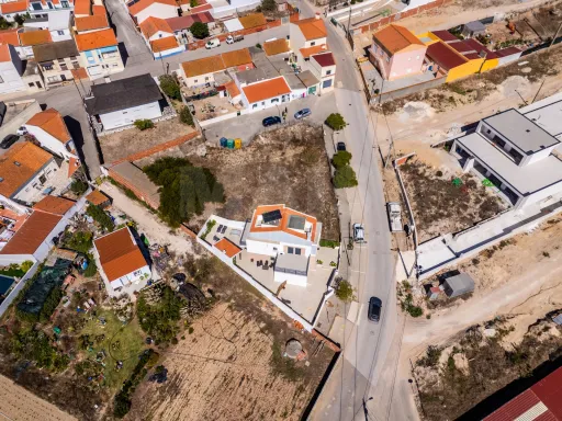 Construa o Seu Futuro Junto ao Mar