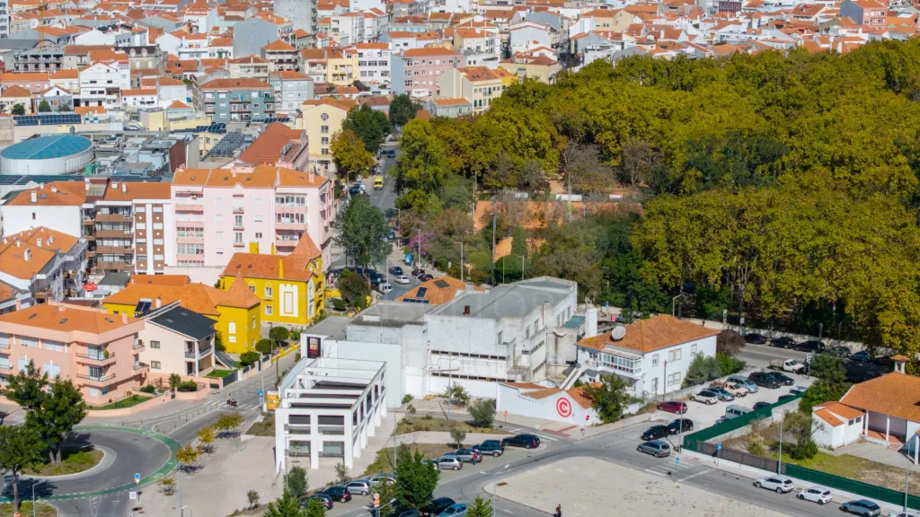Edifício de investimento em Caldas da Rainha | um mundo de possibilidades