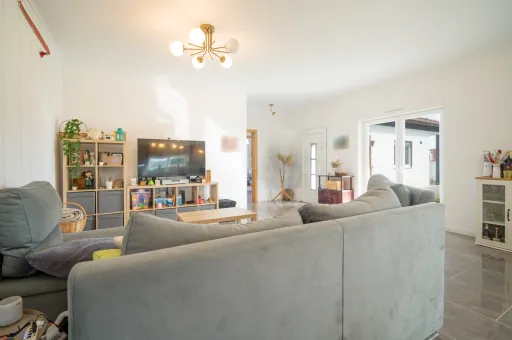 Moradia  T3 Independente na Vermelha