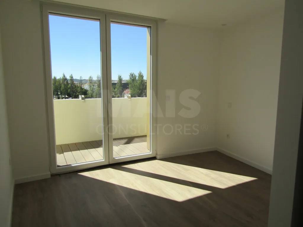 T4 Duplex | Vista Campo e Mar | Terraço Privativo >150 m² | Piscina | Jacuzzi