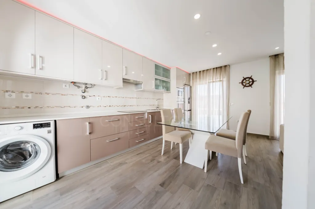 🏡Apartamento com 2 quartos, 1 deles Suite, em Ferrel I Construção 2018 I Mobilado e Equipado