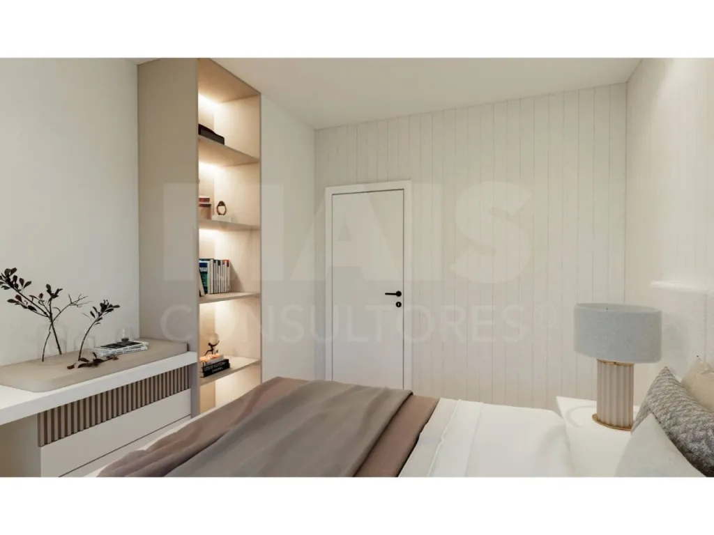Moradia Contemporânea T4 com Suite Master, Piscina de Água Salgada, Garagem e Acabamentos Premium !