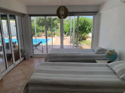 Moradia V3 em Albufeira com piscina