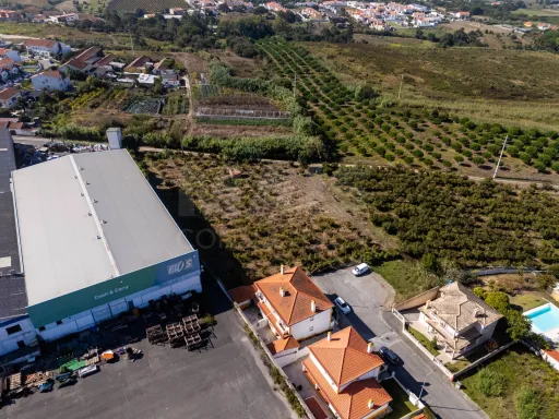 Terreno c/ 4.055m2 c/ viabilidade de construção nas Gaeiras