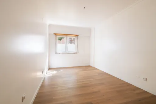 T3 Remodelado em Benfica
