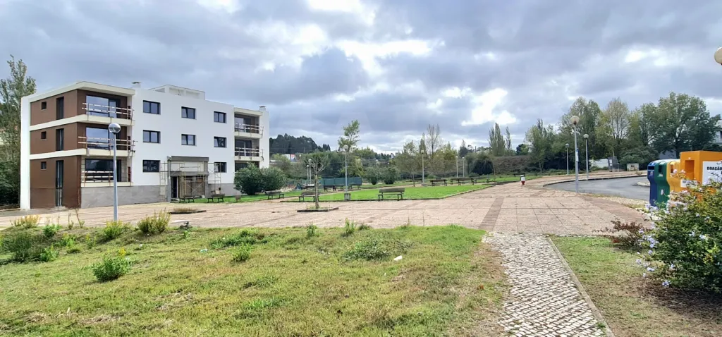 ApartamentoT3  R/C Fração A (Em Construção)