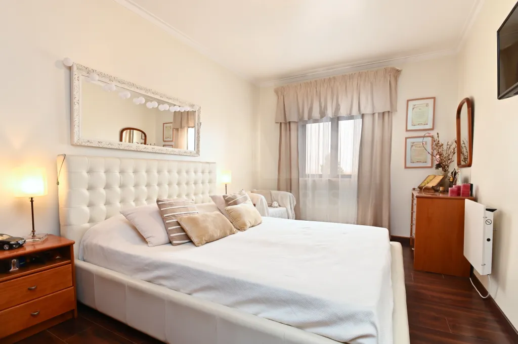 🌊🏠 Charming 3 bedroom apartment 10 MIN from the beaches! ☀️✨