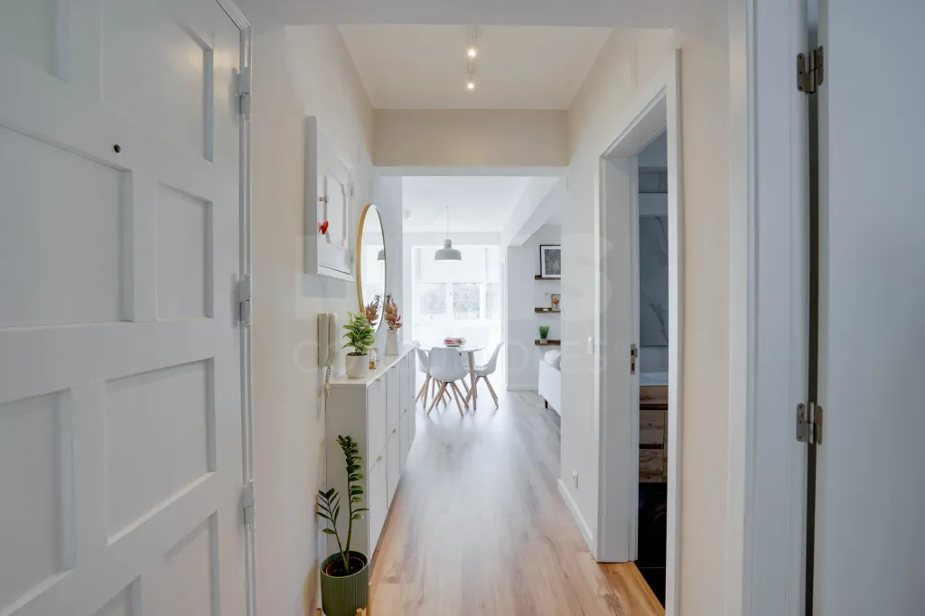 Modern T2, 3 fronts w/ storage room | Queluz Ocidental