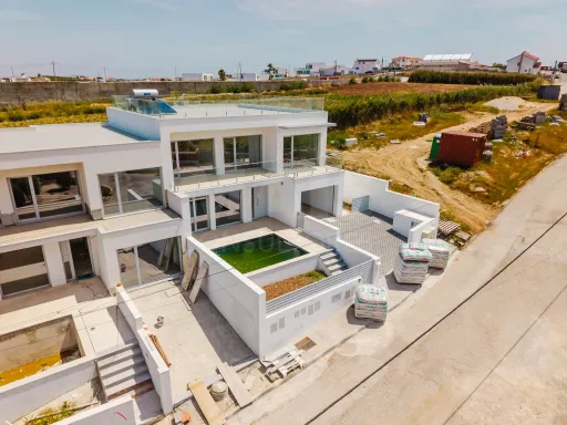 ROOFTOP PRIVATIVO com vista sobre o Atlântico | Moradia T3 com Piscina | COSTA DE PRATA