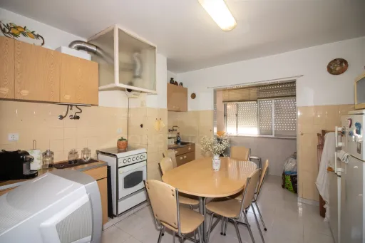 Apartamento T2 no Carregado