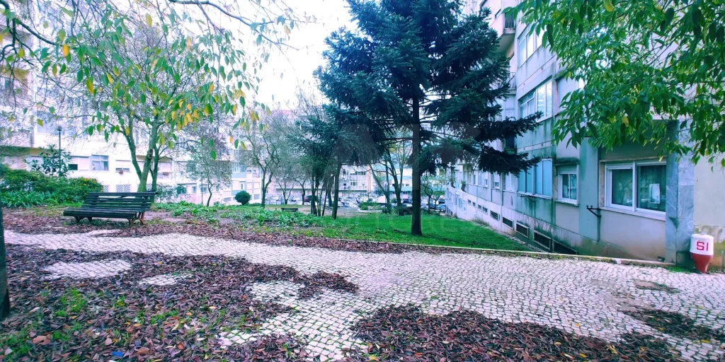 Apartamento T2 em Benfica