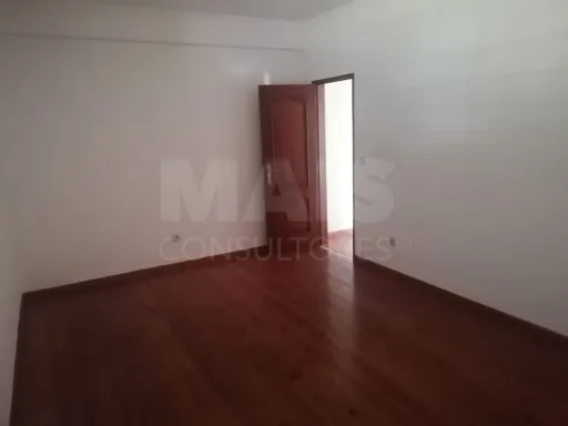 Farm With 7-Bedroom House in Quinta Da Coutada, Vila Franca De Xira