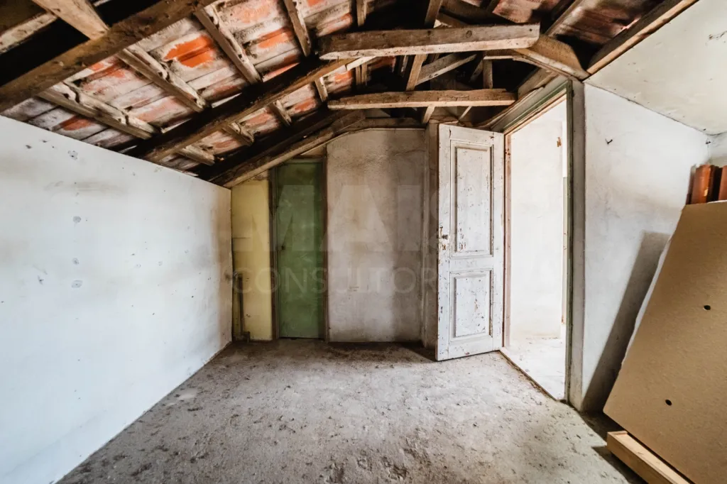 Prédio de Investimento no Prior Velho | 11 Apartamentos, Rendimento Imediato e Elevado Potencial de Valorização