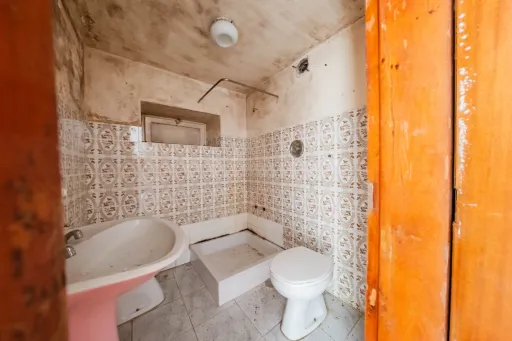 Moradia com 1.040 m² de Terreno no Seixal, Lourinhã