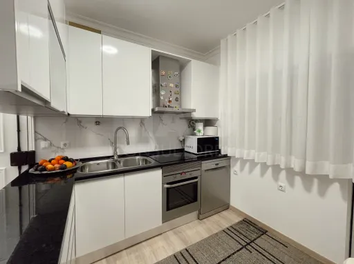 Excellent 2 Bedroom Apartment Quinta do Conde, Refurbished