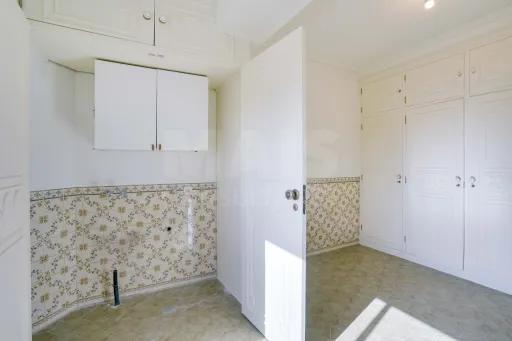 T5 no Lumiar - varandas e garagem