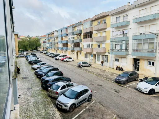 Apartamento T2 mobilado no Forte da Casa