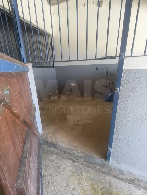 Propriedade com Piscina e Instalações Equestres – Um Refúgio Tranquilo com Potencial de Expansão