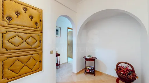 Apartamento T3 Remodelado no Centro de Oeiras | Elevador | 105 m² | Excelente Oportunidade