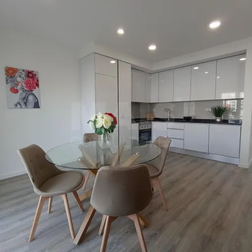 Apartamento T3 Lisboa Benfica com Varanda