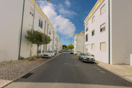T2 Remodelado com Arrecadação | Outeiro de Polima – São Domingos de Rana