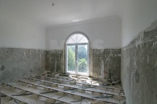 Terreno Urbano junto ao Parque Natural  em Sintra