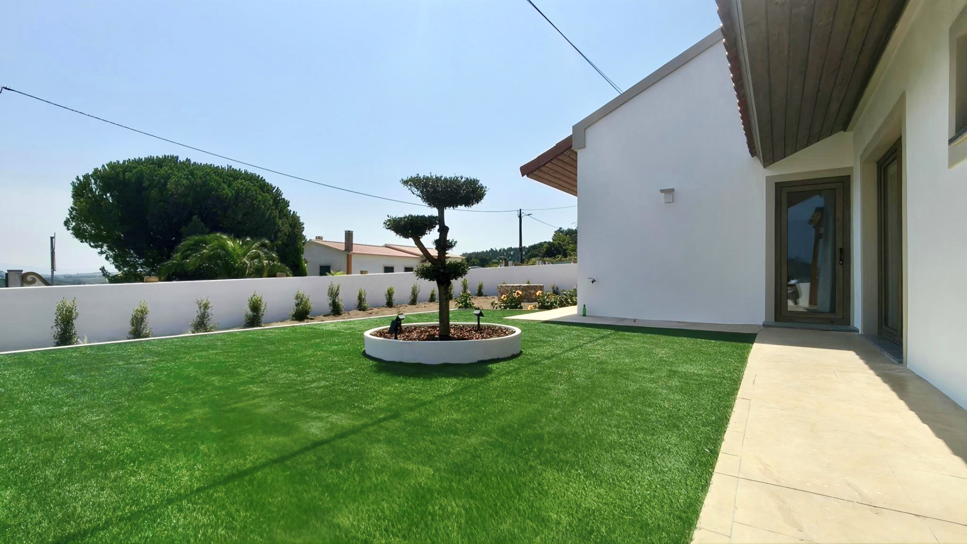 Single-Story 2-Bedroom + 1 House with Pool, Outbuilding, and 3,476 m² Lot | Comfort, Privacy, and Quality of Life