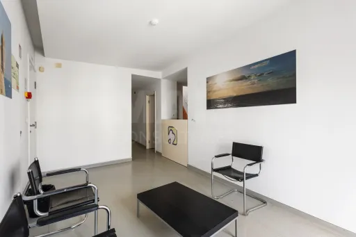 Unique Opportunity in the Heart of Peniche - 124 m² with Housing Potential