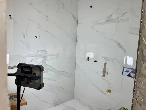 Apartamento T3 em Lourinhã, com Varanda Privativa de 32 m² + Garagem