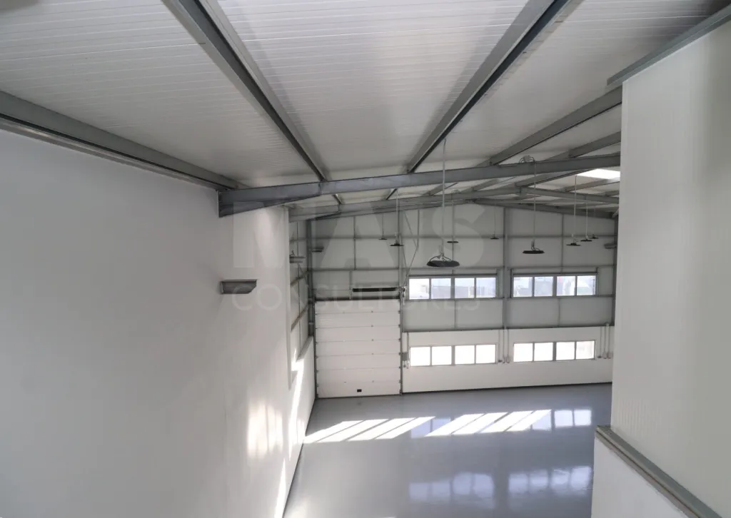 Pavilhão Industrial novo no Carregado com 624 m2 de Terreno e 312 m2 de Construção
