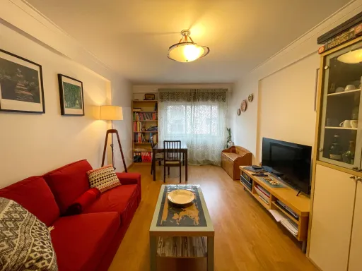 1-Bedroom Apartment with Balcony | Move-In Ready | 2 Elevators | Pendão, Queluz